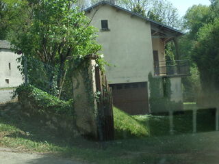  Ferme  vendre 12 pices 400 m