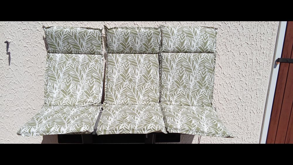 COUSSINS MATELAS SALON DE JARDIN X 4 Jardin