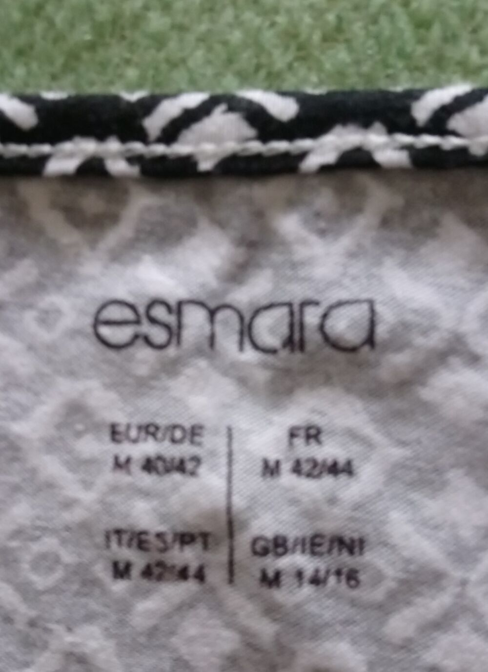 Lot de 2 d&eacute;bardeurs Esmara Vêtements