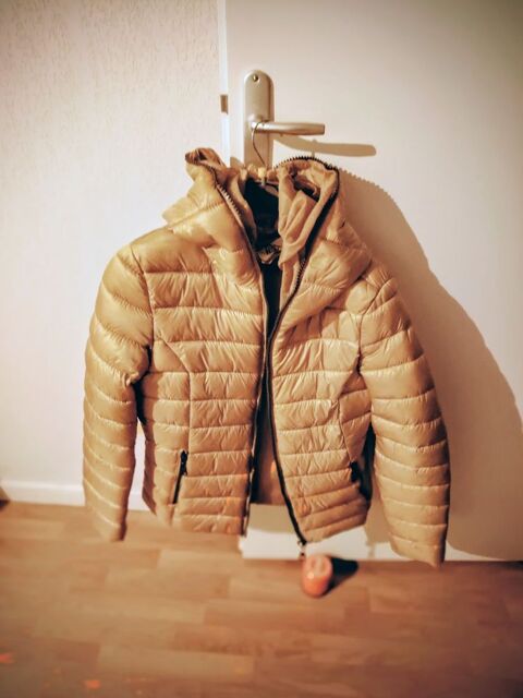 Doudoune femme Artika 20 Colomiers (31)