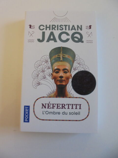 Néfertiti (108) 4 Tours (37)
