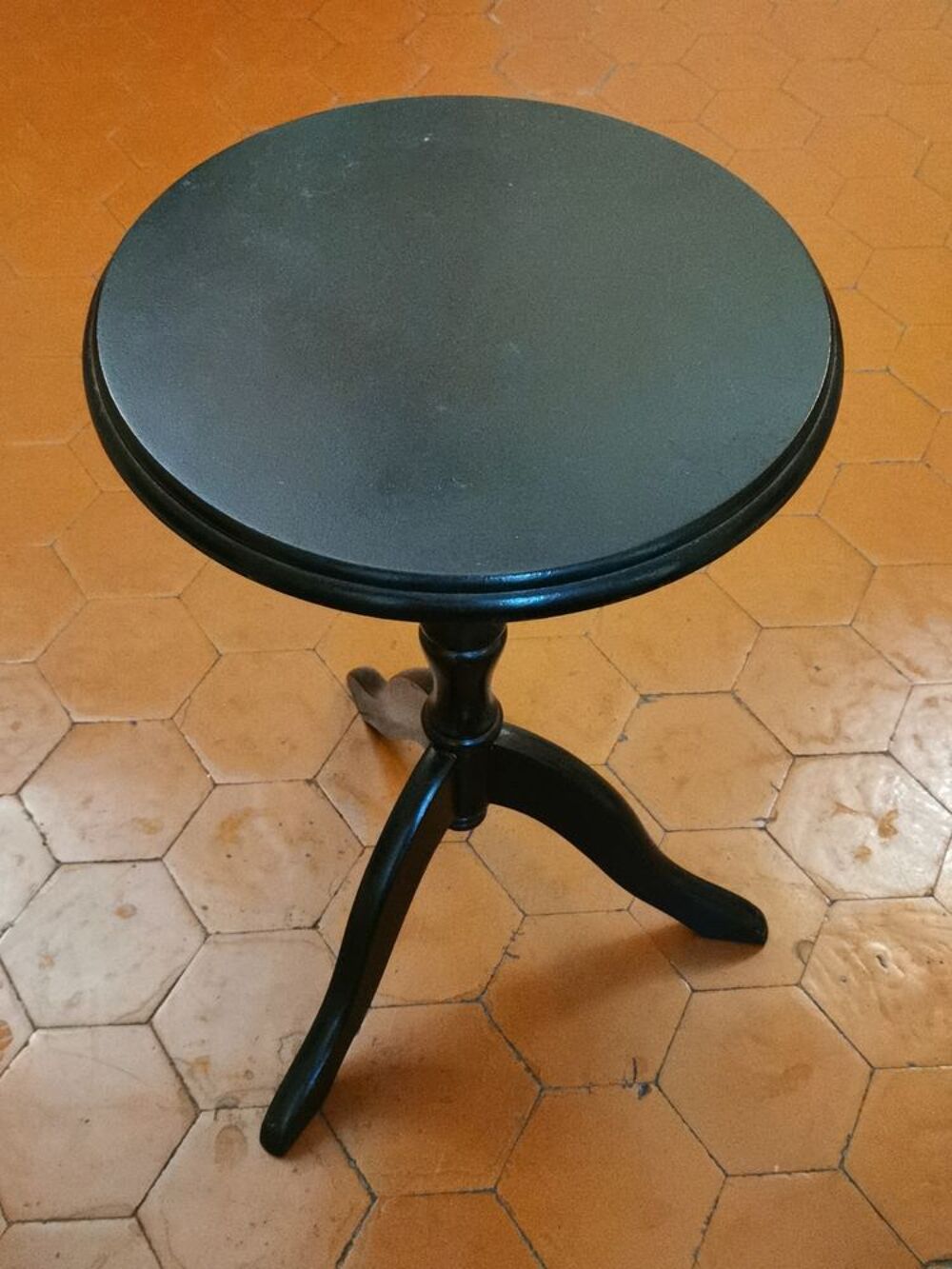 Lot table gu&eacute;ridon Meubles