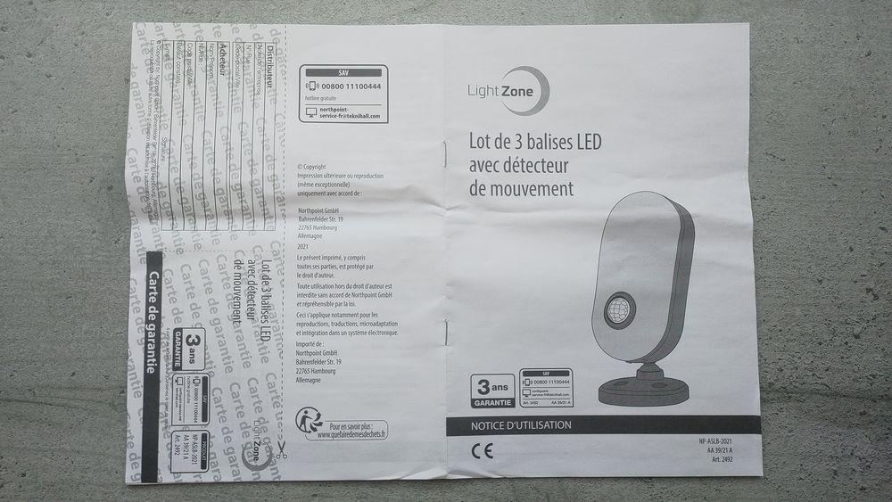 Lot de 3 Balises LED (Neuves) avec D&eacute;tecteur de Mouvement Décoration