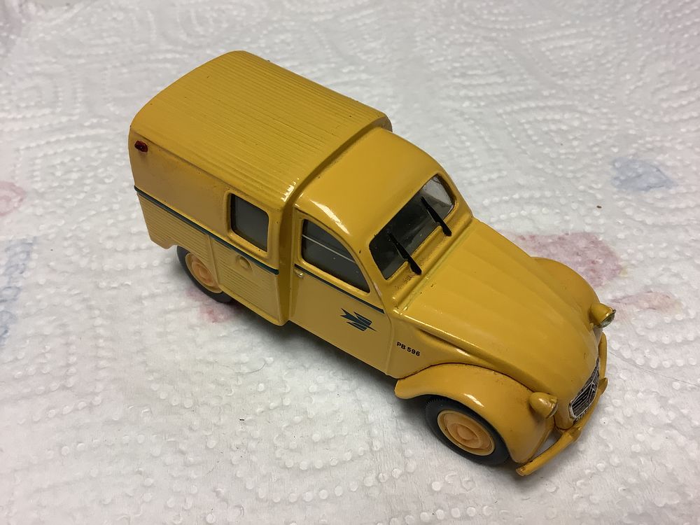CITRO&Euml;N 2CV AZU LA POSTE NOREV 1/43 voiture miniature 