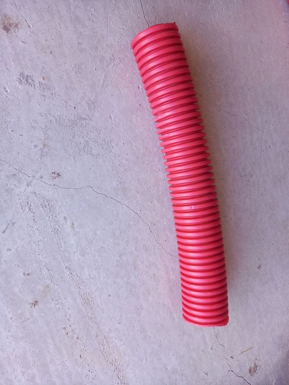 Gaine annel&eacute;e rouge TPC &Oslash;110mm - 2 chutes - &eacute;lectricit&eacute;/t&eacute;l&eacute; Bricolage