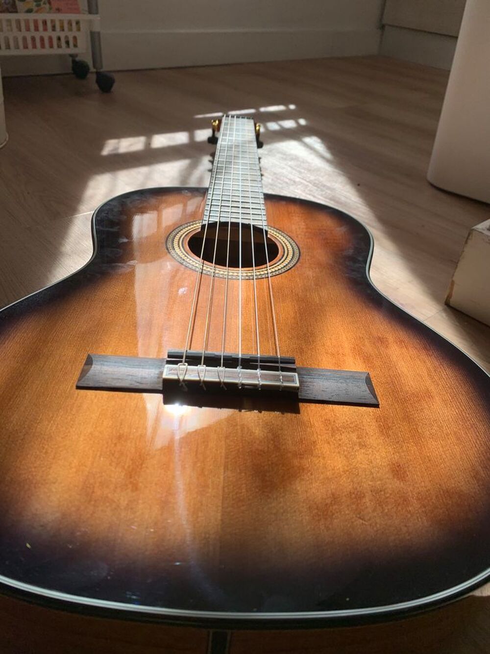 Guitare acoustique neuf
Instruments de musique