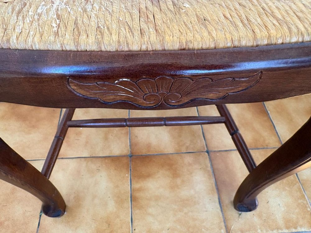 Table avec 4 chaises Meubles