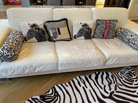 Canap cuir blanc bon tat 400 Paris 8 (75)