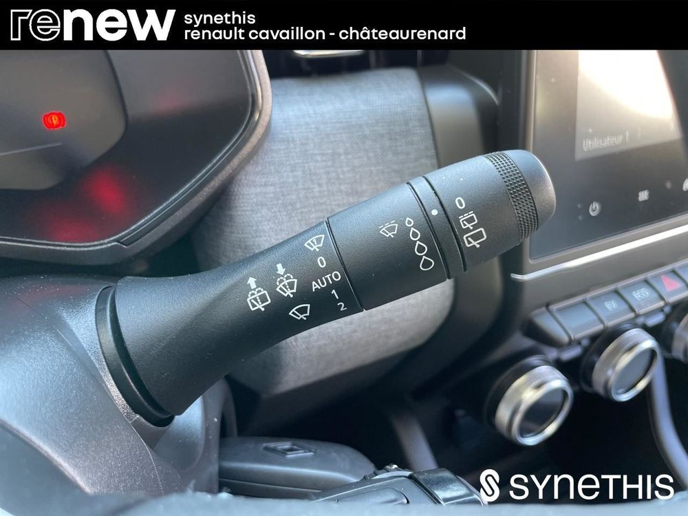 Clio V Clio E-Tech full hybrid 145 Evolution 2024 occasion 84300 Cavaillon