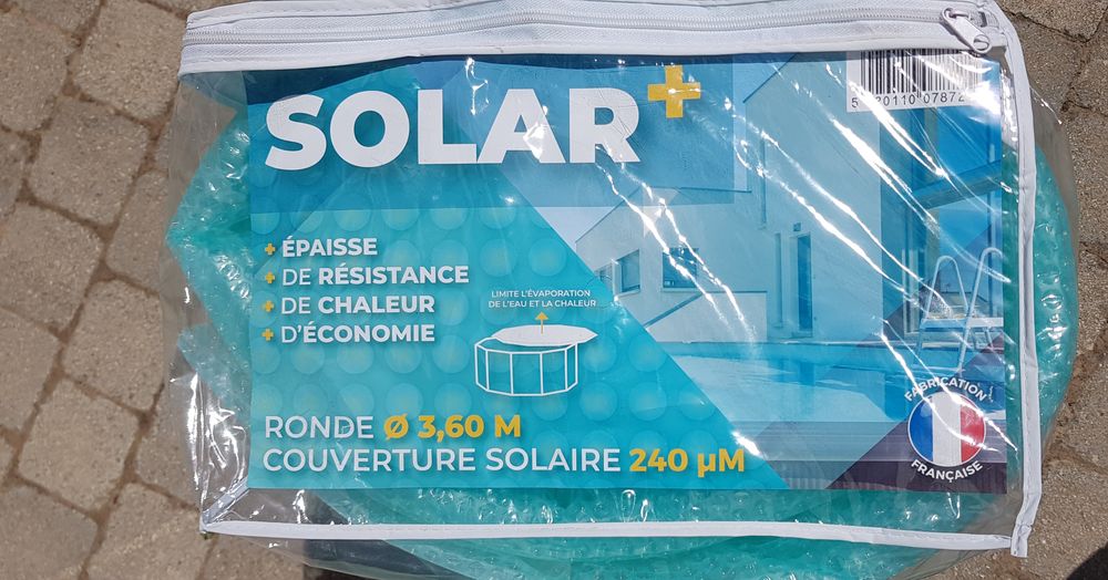 B&acirc;che &agrave; bulles piscine Jardin