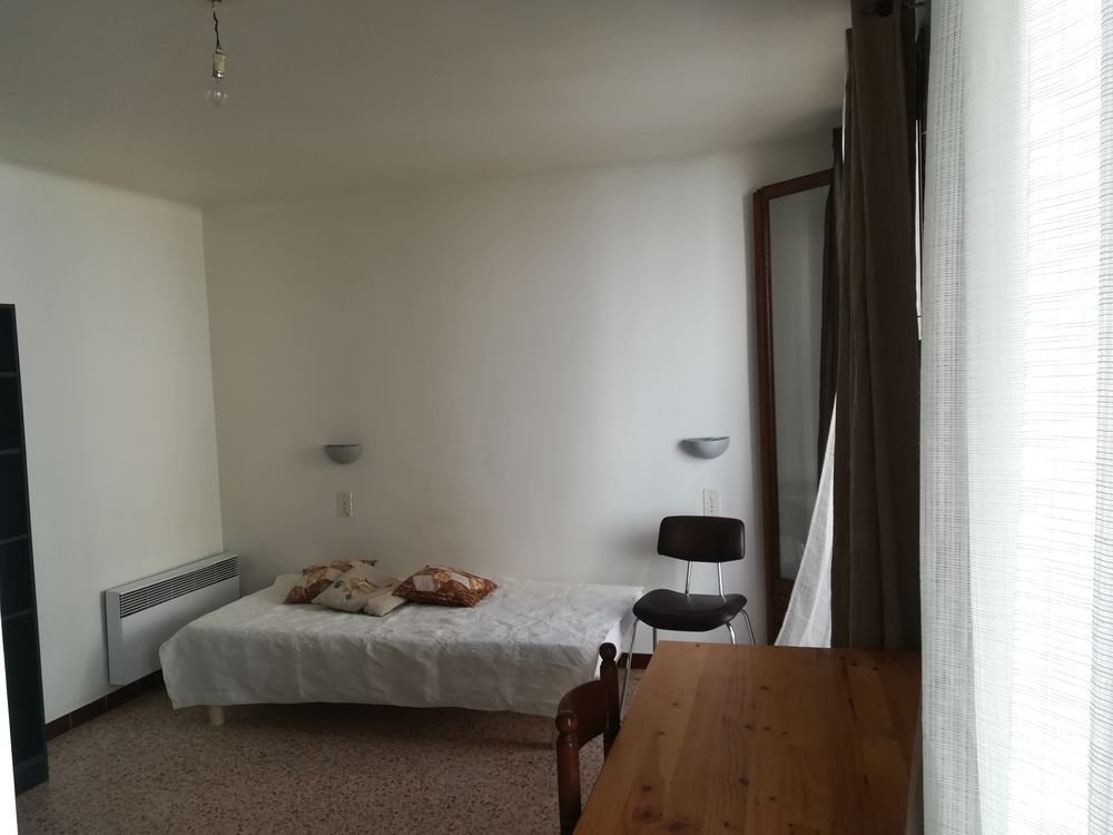 Location Appartement studio C-ville à 20mètres du conservatoire de musique Perpignan