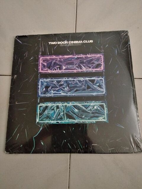 Two Doors Cinema Club vinyle 33 tours 30 Montagnac (34)
