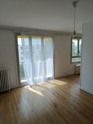  Appartement à louer 3 pièces 62 m²