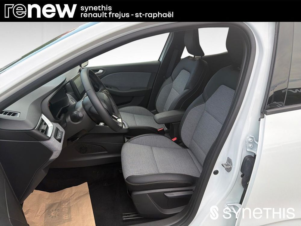 Clio V Clio E-Tech full hybrid 145 ch GSR2 Techno 2025 occasion 83600 Fr&eacute;jus