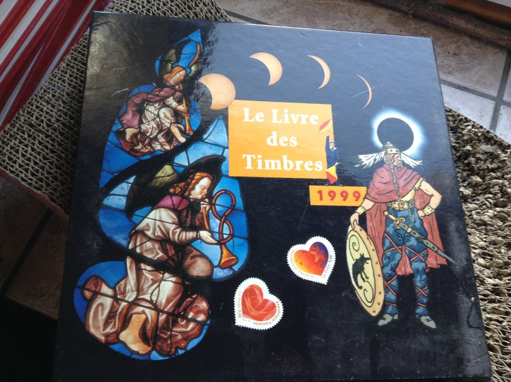 Le livre des timbres 1999 Livres et BD