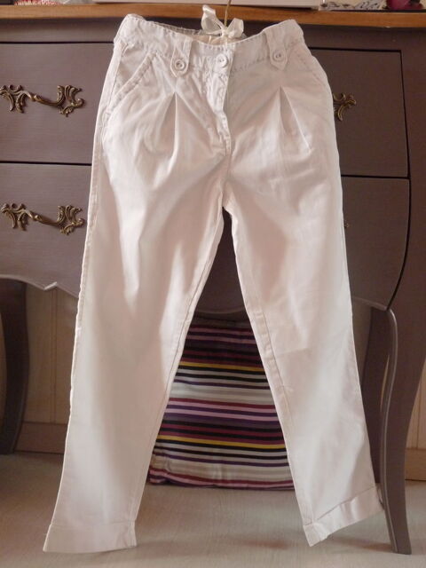 pantalon okaidi fille 8 ans blanc tbe 5 Brienne-le-Chteau (10)