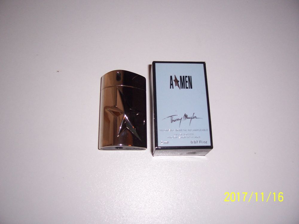 Miniature flacon parfum neuf 