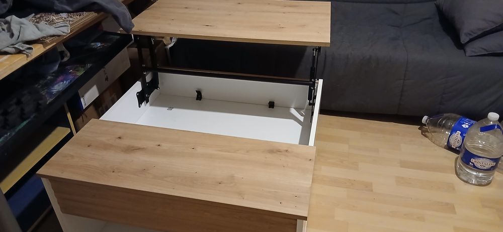 Table basse carr&eacute; avec plateau relevable Meubles