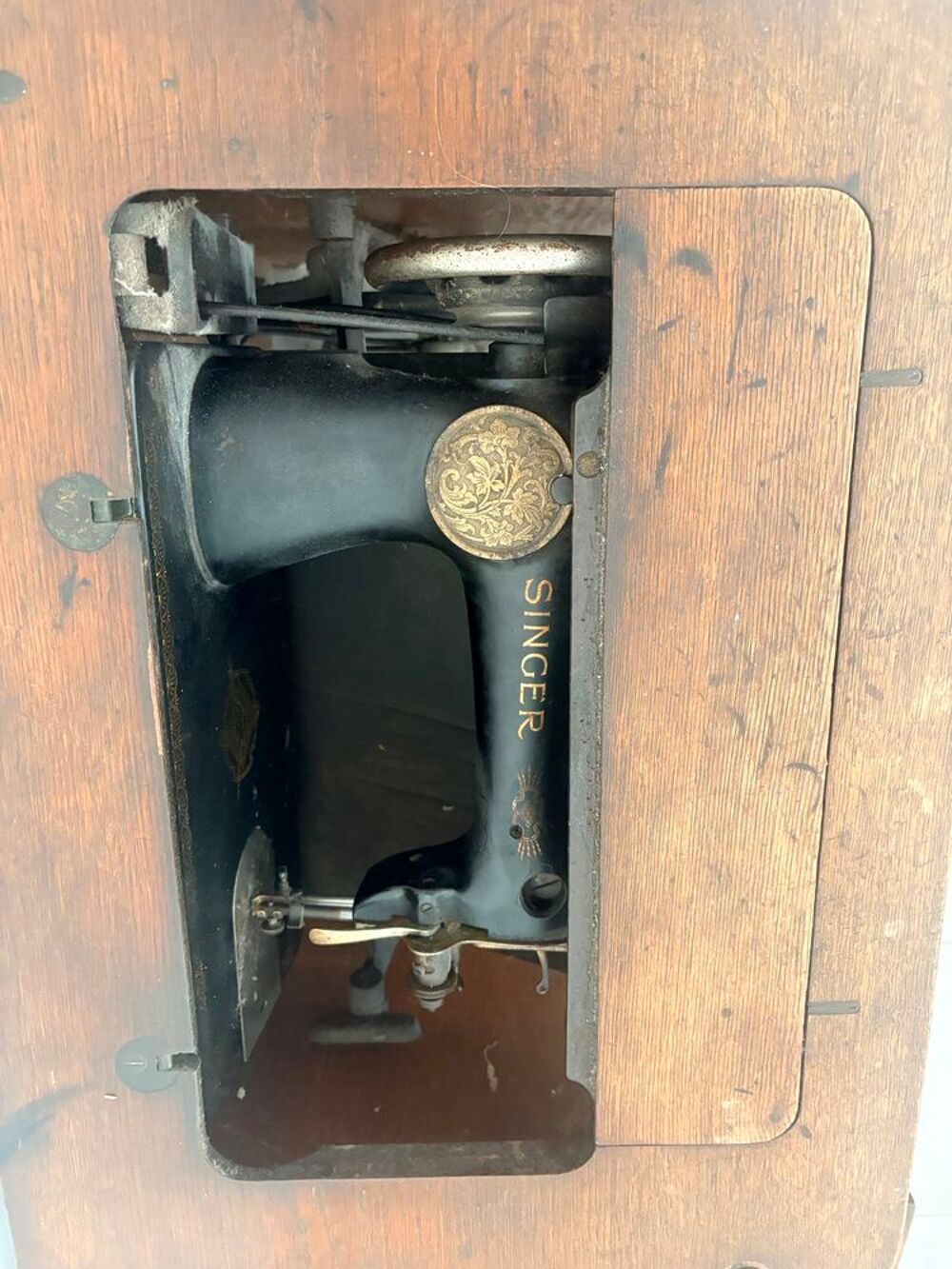 Machine &agrave; coudre Singer ancienne meuble en bois vintage Meubles