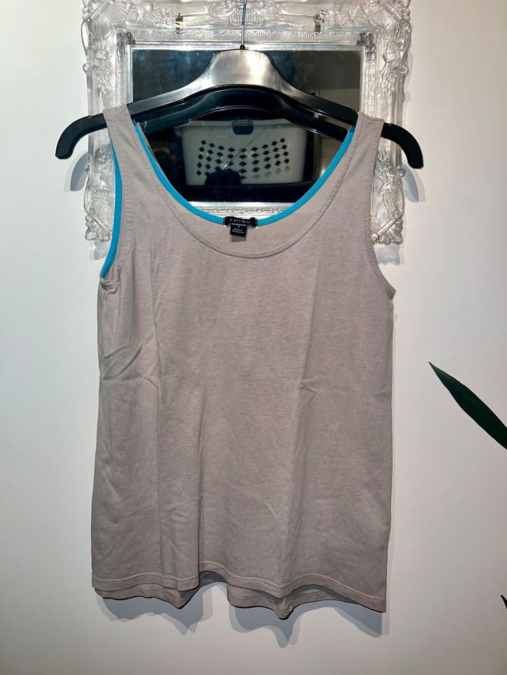 D&eacute;bardeur Vêtements