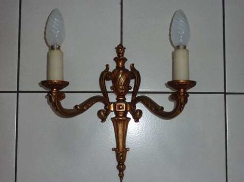 APPLIQUE MURALE 2 BRANCHES EN BRONZE 30 Paris 19 (75)
