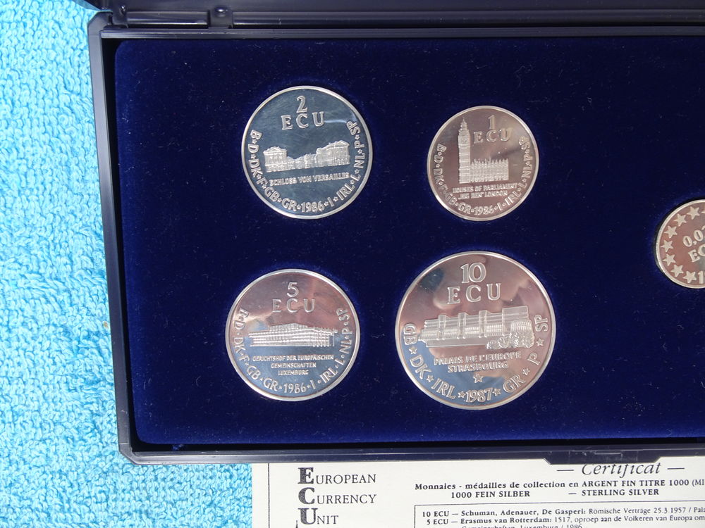 Coffret &eacute;cus argent europ&eacute;ens . 