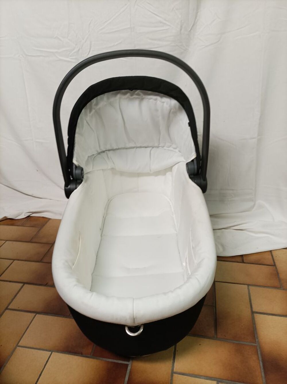 Maxi cosy 3 en 1 Pu�riculture