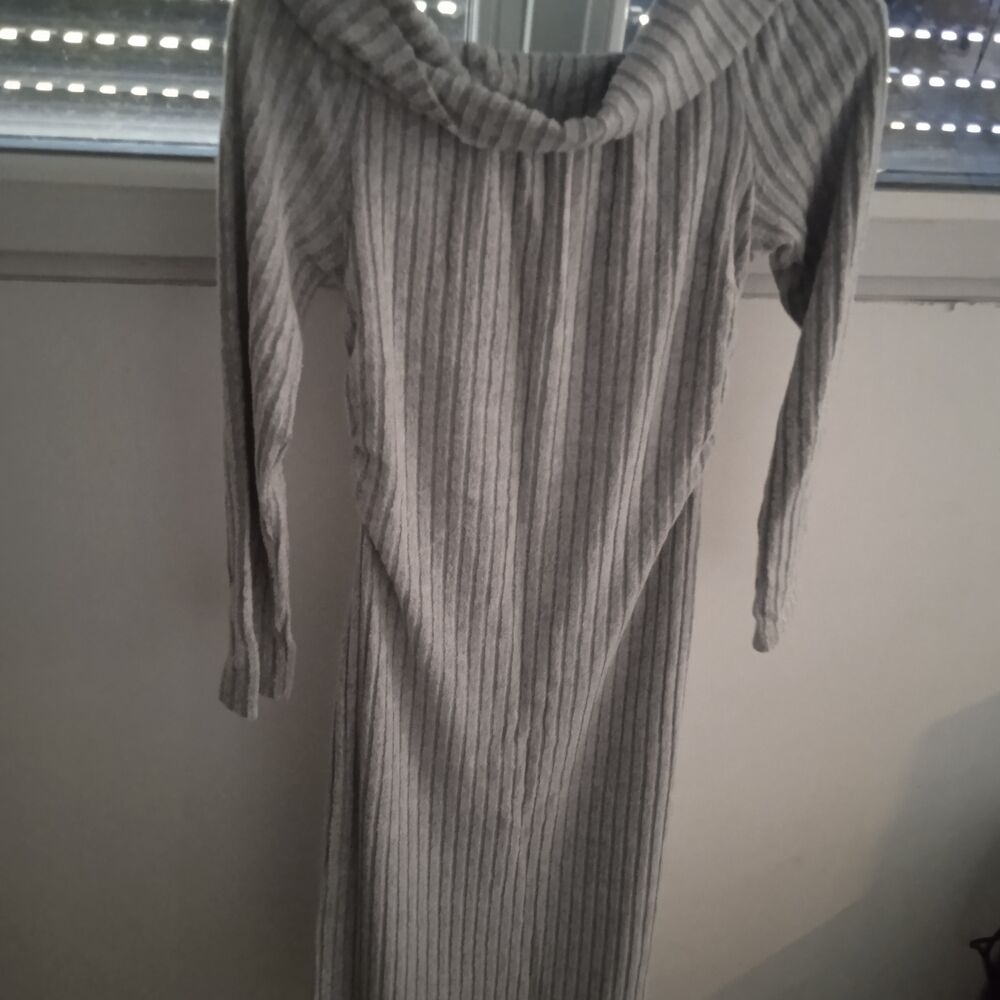 Robe longue manches longues marque shein taille L 97% polyes Vêtements