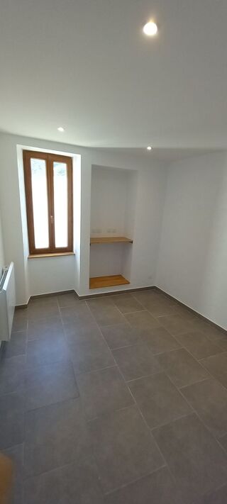  Maison à louer 5 pièces 92 m² Notre-dame-de-vaulx