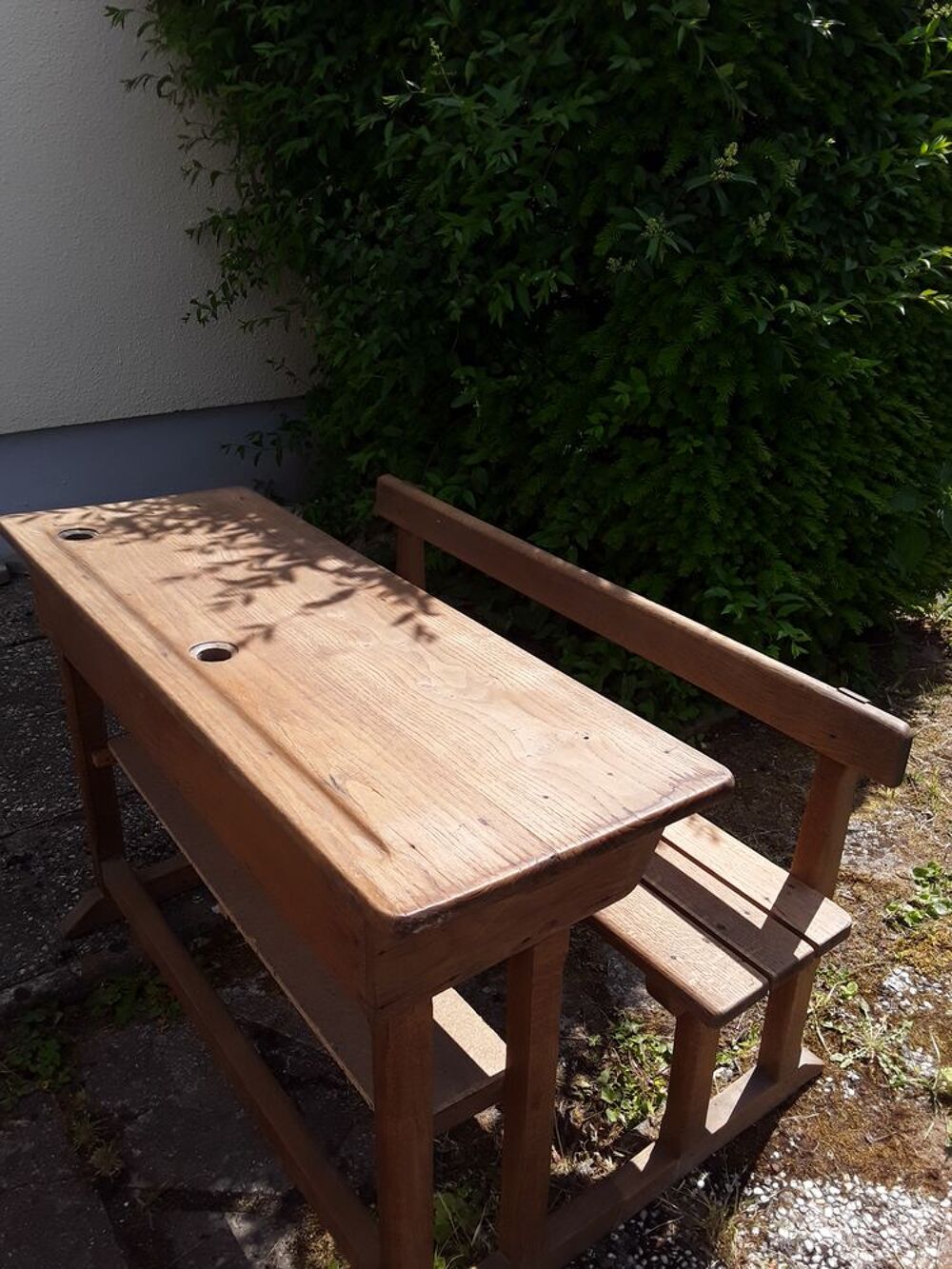 Pupitre d &eacute;colier ancien deux places avec banc s&eacute;par&eacute; Meubles