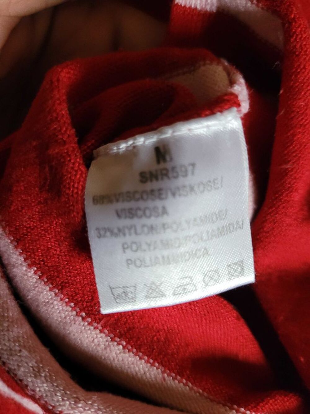 Polo ray&eacute; rouge Vêtements