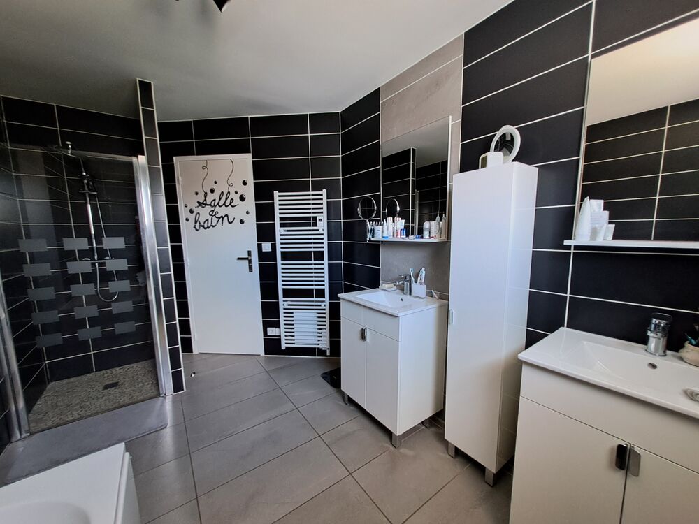 Vente Maison Maison plain pied 120 m2 avec piscine Andrézieux-bouthéon