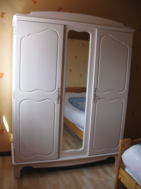 ARMOIRE EN BOIS COLORIS BLANC + LIT 90X190 CM  120 Dinsheim-sur-Bruche (67)