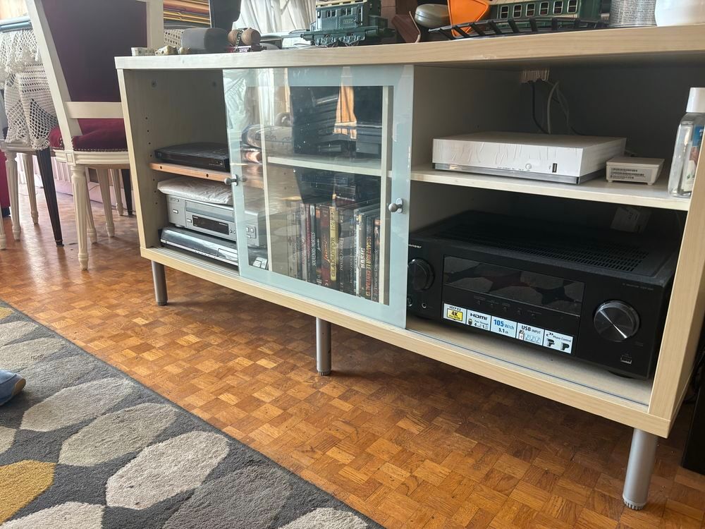 Meuble de t&eacute;l&eacute; Meubles