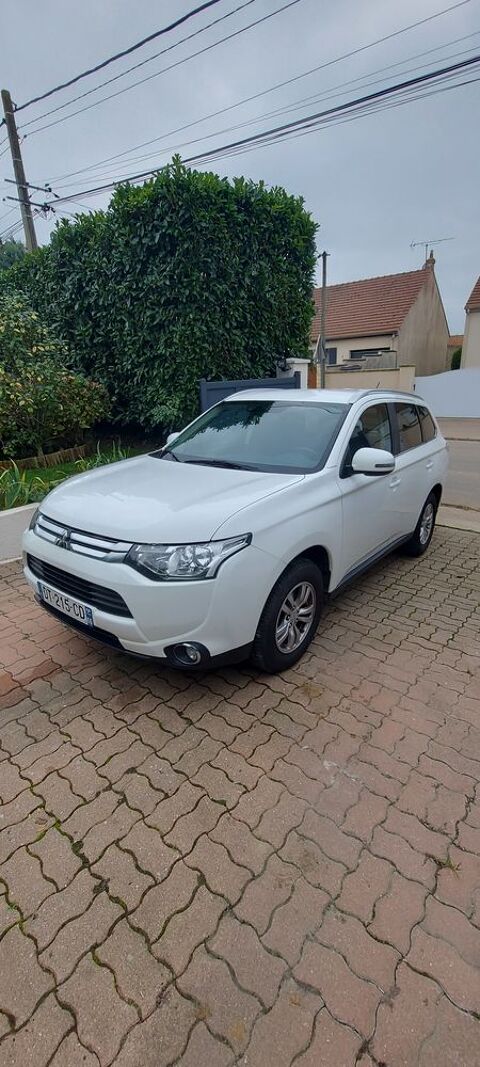 Mitsubishi Outlander 2.2 DI-D 150 2WD Invite 2015 occasion Ognes 60440