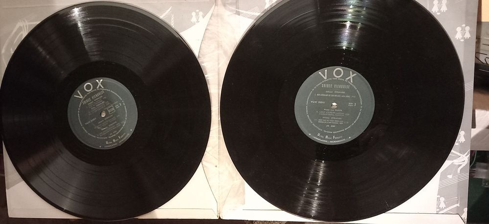 JOHANN STRAUSS / 2 X DISQUES VYNIL 33 TOURS / SOIREE VIENNOI CD et vinyles