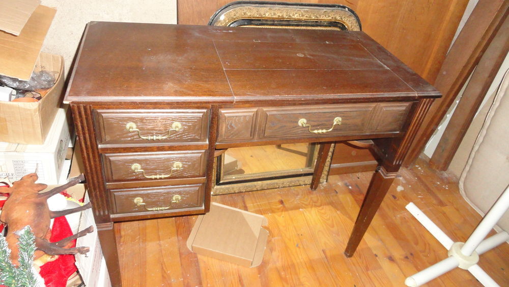 meuble bureau pour machine &agrave; coudre Meubles