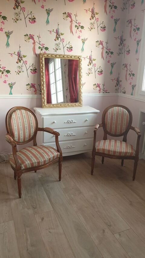 Paire de Fauteuils Mdaillon 400 Paris 17 (75)