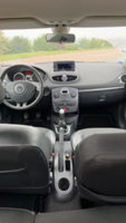 Clio III Clio 1.5 dCi 85 Dynamique 2010 occasion 69400 Villefranche-sur-Sa&ocirc;ne