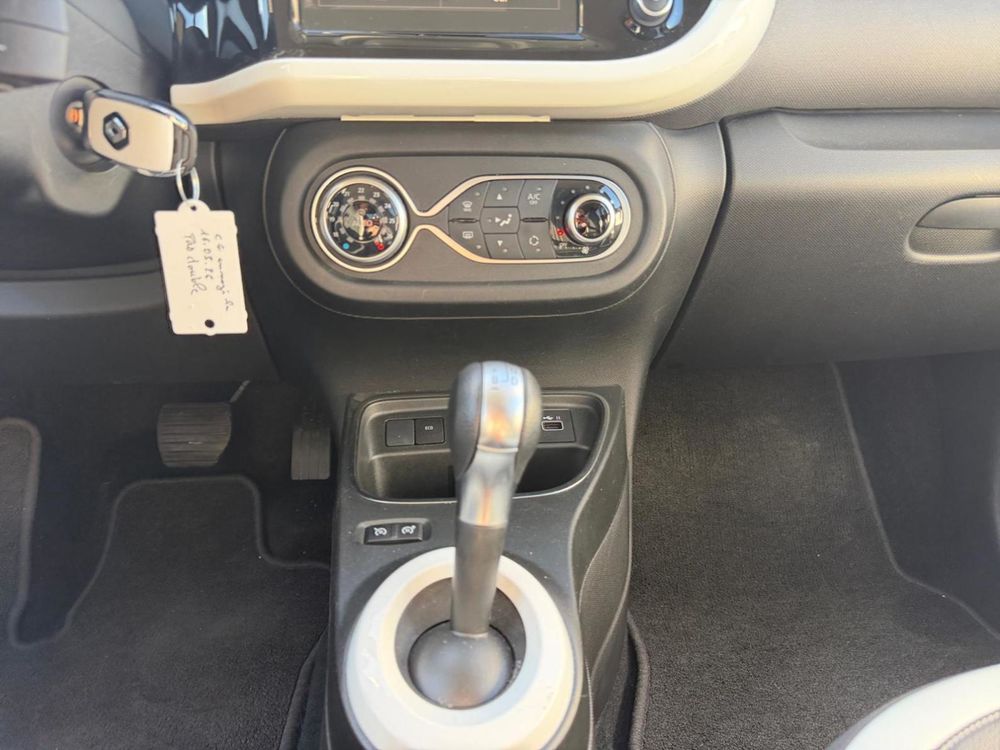 Twingo III E-Tech Techno 2024 occasion 91200 Athis-Mons