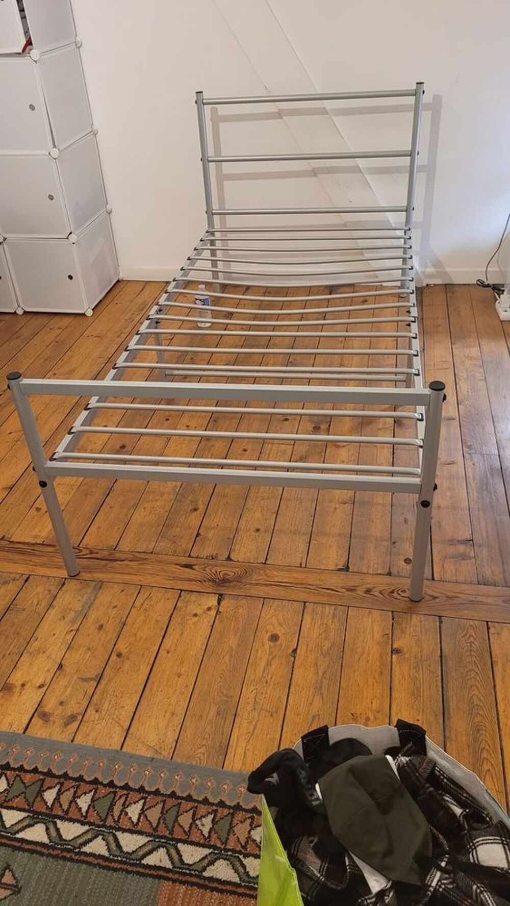 Lit avec matelas Meubles