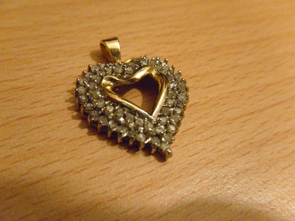 Pendentif Coeur Diamants &amp; Or, 3 cm, Parfait Etat Bijoux et montres