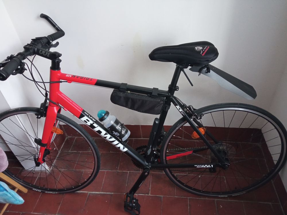 V&eacute;lo BtWin 1&egrave;re main Vélos
