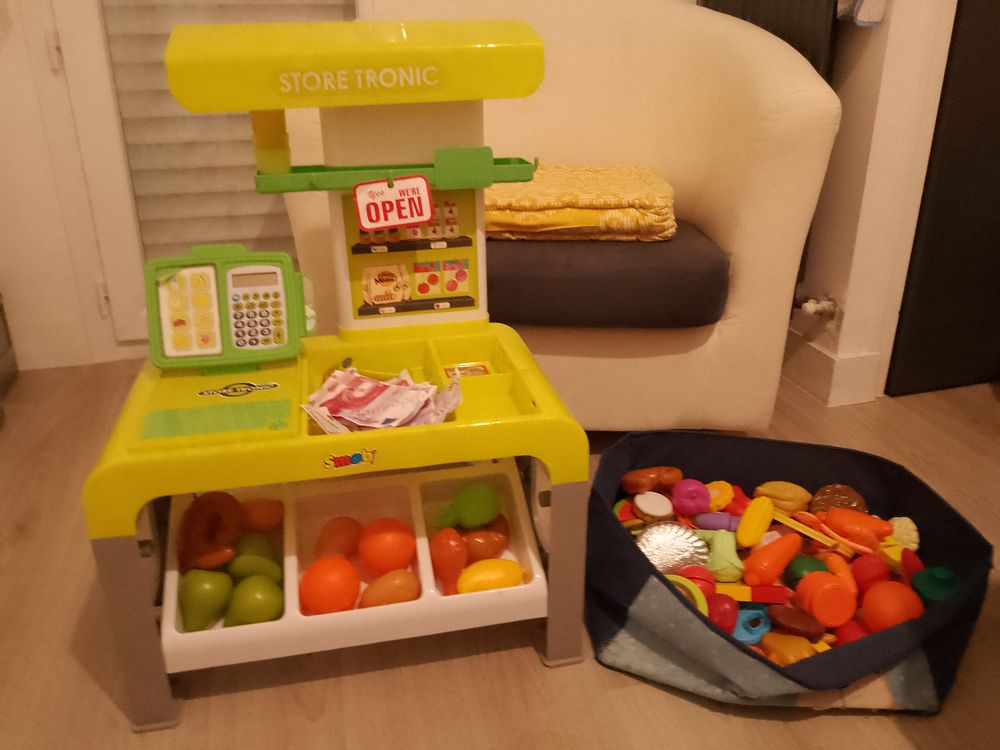 Marchande enfant panier l&eacute;gumes et fruits Jeux / jouets