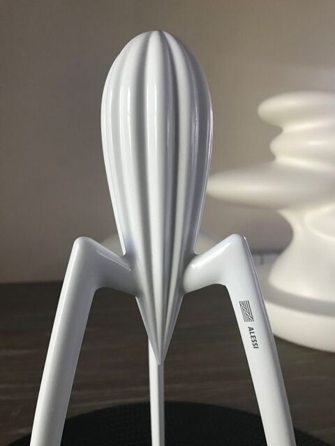 Juicy salif blanc Alessi 75 Notre Dame De Grace (44)