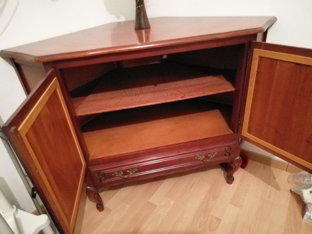 Meuble en merisier et autre bois Meubles
