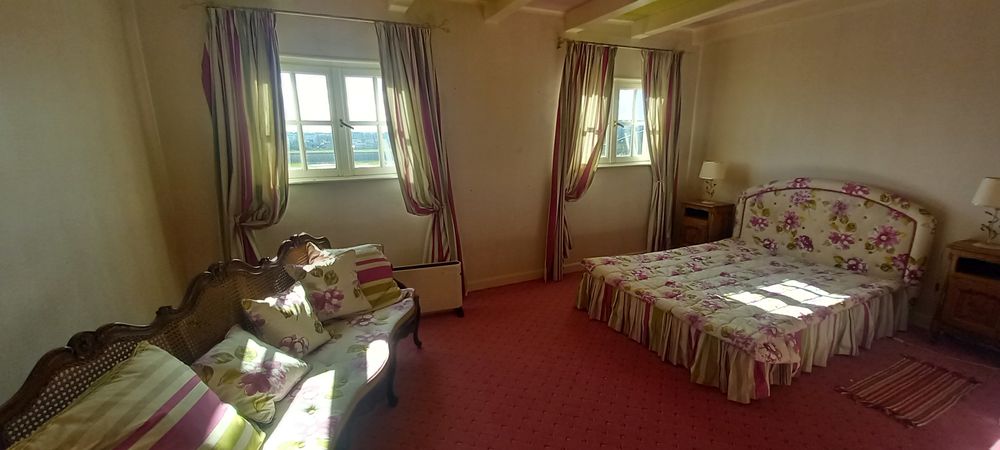 CHAMBRE A COUCHER Meubles