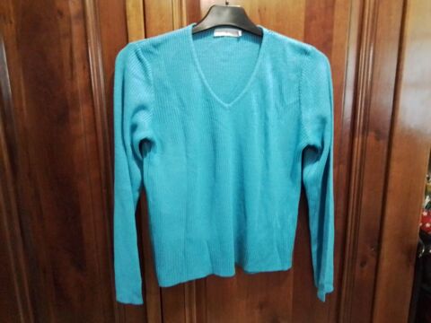 Pull femme col V 10 Bléré (37)