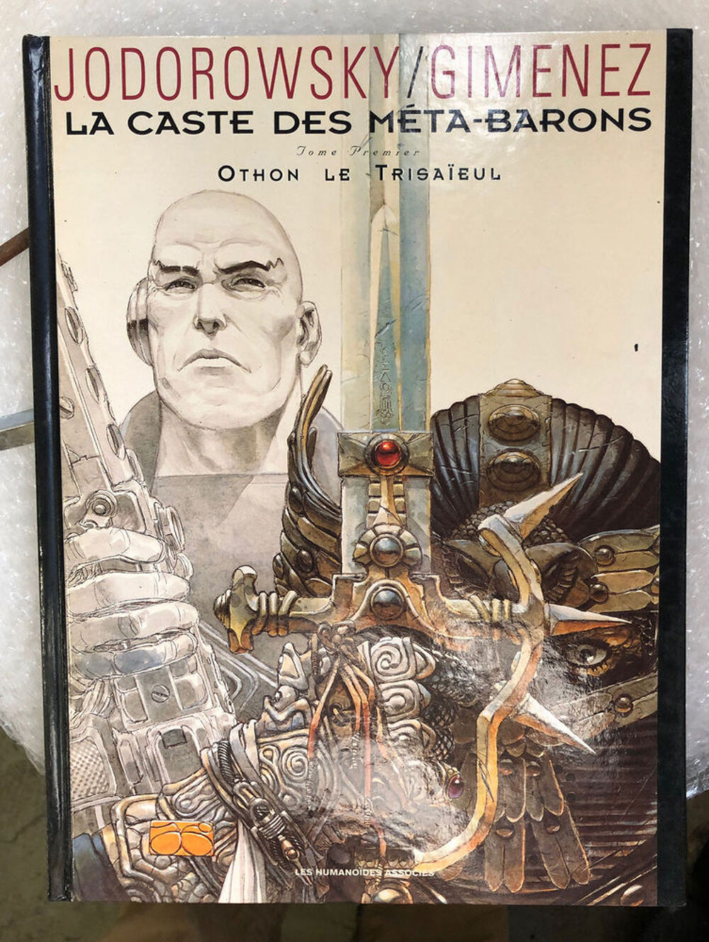 Livres d'art, techniques d'art et BD neufs et TBE 