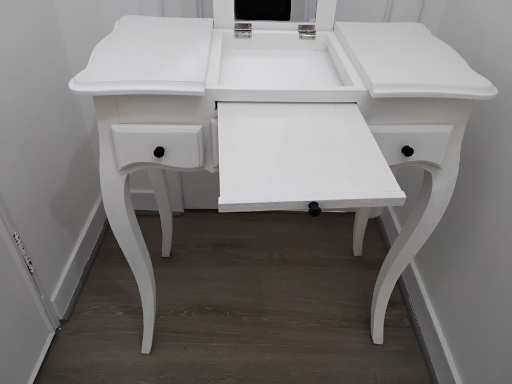 Meuble coiffeuse et bureau maison du monde Mobilier enfants
